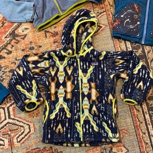 Patagonia kids zip up fleece